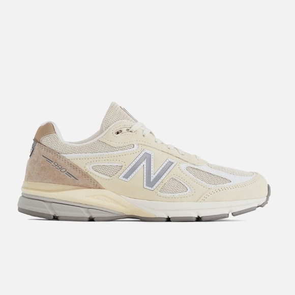 NWT NEW BALANCE Teddy Santis x 990v4 Made in USA Kids Wide in Limestone Cream - Picture 1 of 12